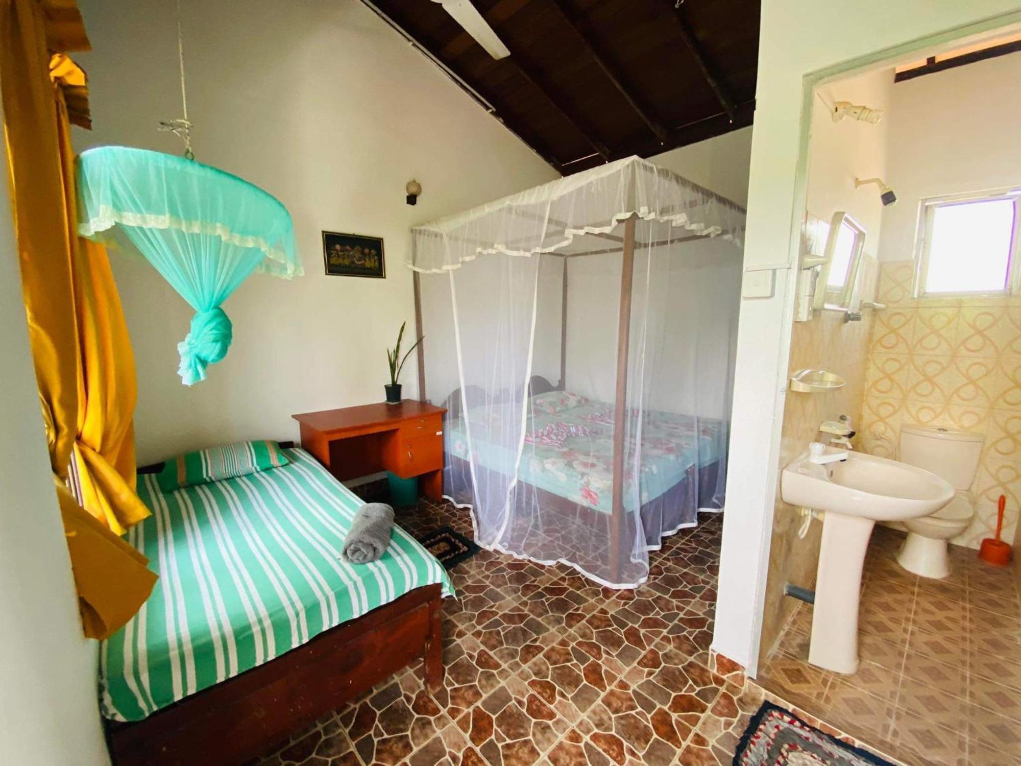 Sabine Holiday Resort And Restaurant มาตารา ภายนอก รูปภาพ
